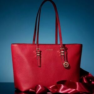 MICHAEL Michael Kors Red Shoulder Bag